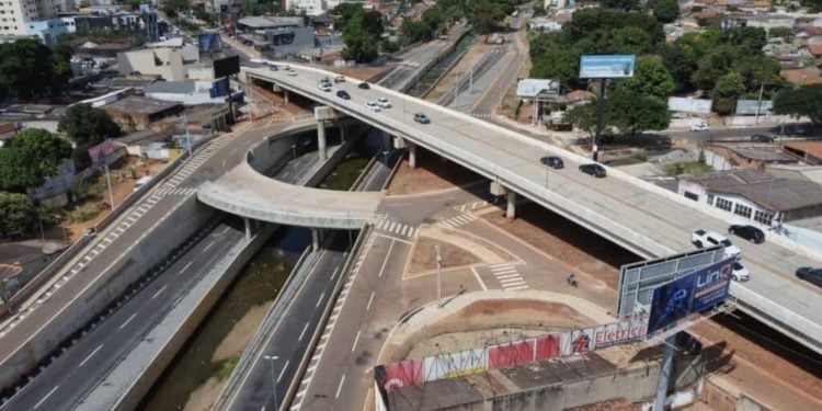 Trânsito nas Avenidas 136 e Jamel Cecílio passam por intervenções neste sábado (24)