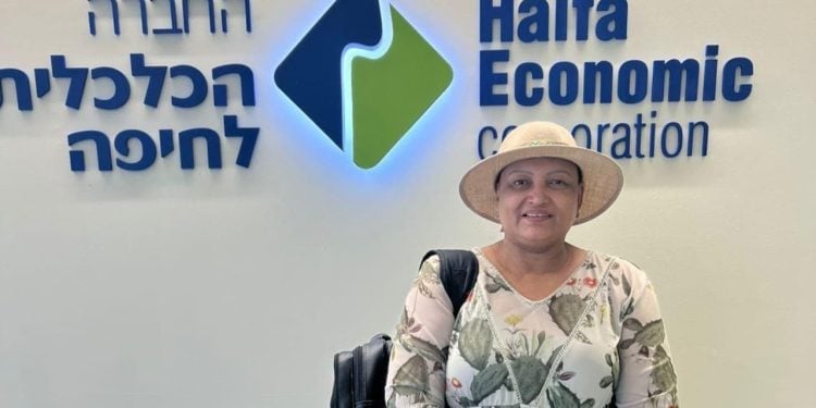 Vice-prefeita de Goiânia permanece em Israel durante conflito com o Irã