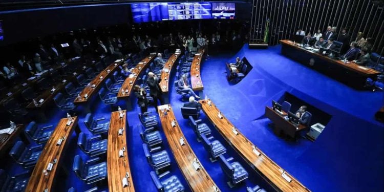 Senado aprova aumento no número de deputados; Goiás terá novas vagas