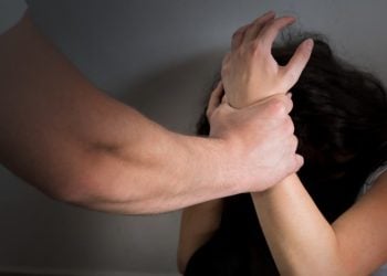 Polícia investiga crimes de tortura e estupro contra mulheres em Goiás e outros 8 estados