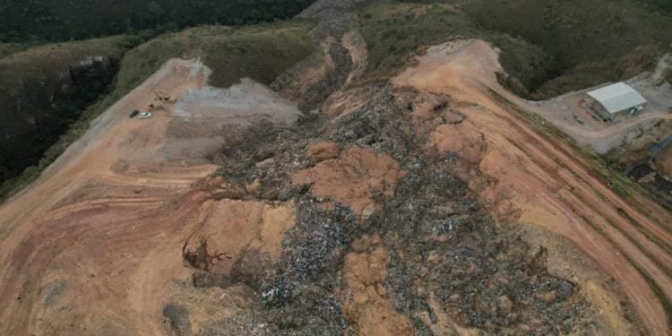 Lixão desaba e contamina rio em Goiás, diz Secretaria do Meio Ambiente