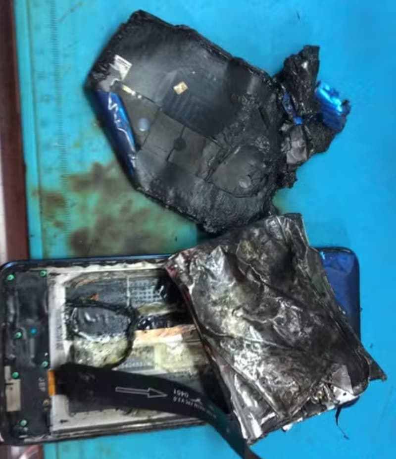 Explosão de celular