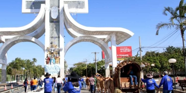 Festa de Trindade: veja a programação de missas, novenas e shows da Romaria 2025
