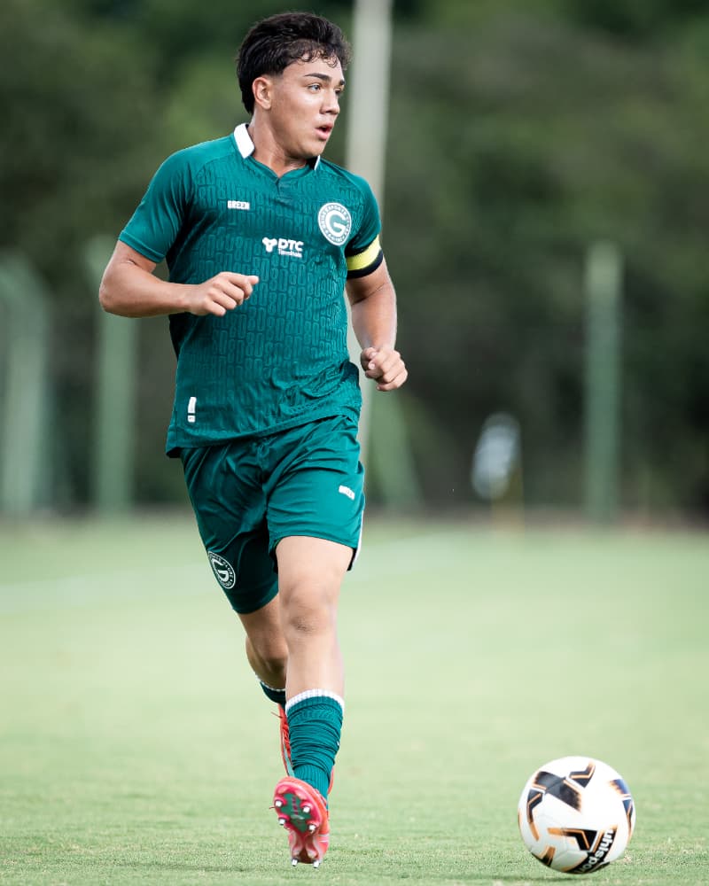 Jogador do Goiás