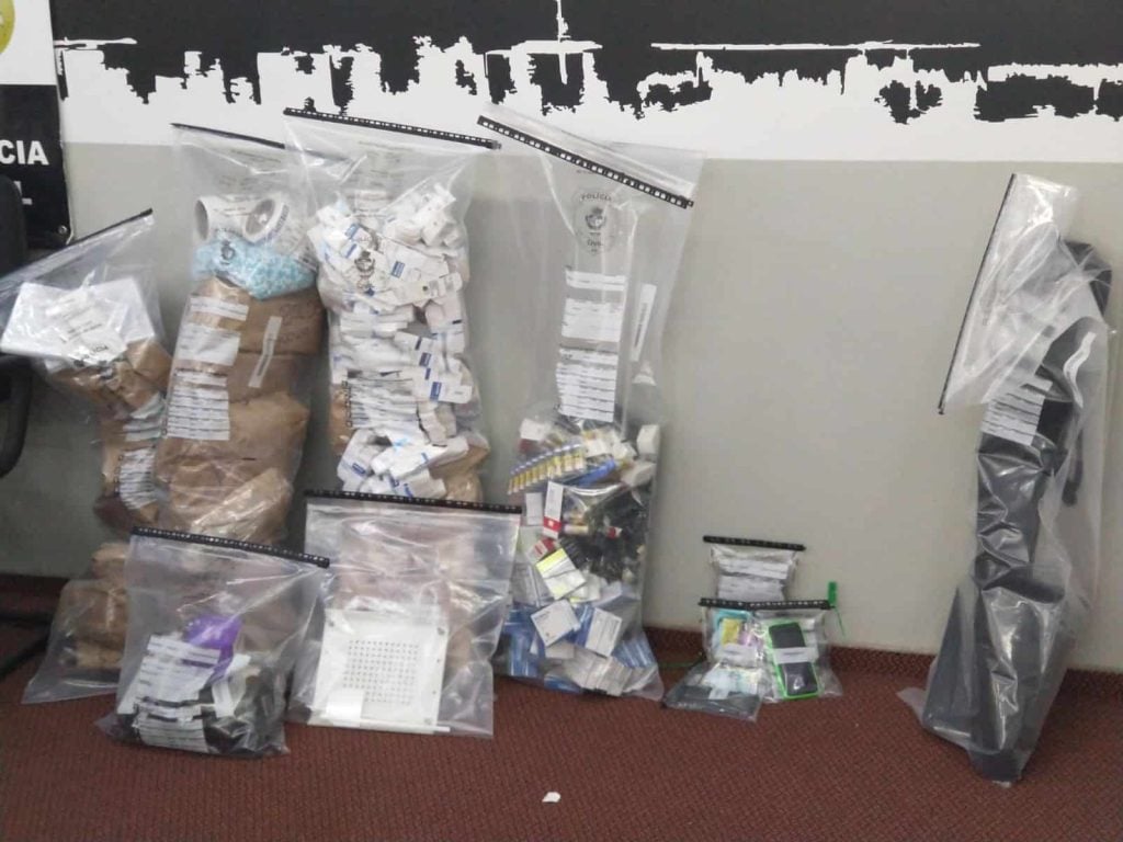 Venda ilegal de medicamentos e anabolizantes