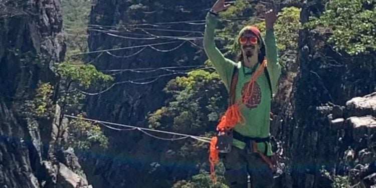 Homem morre após queda de 50 metros em cachoeira na Chapada dos Veadeiros