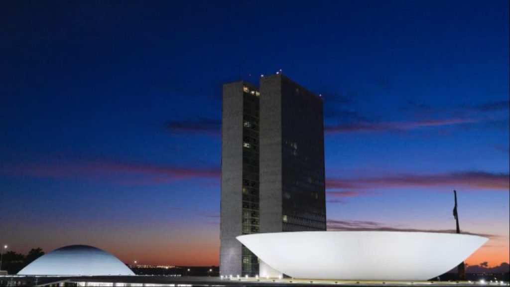 Lula veta projeto que aumenta número de deputados; saiba os argumentos