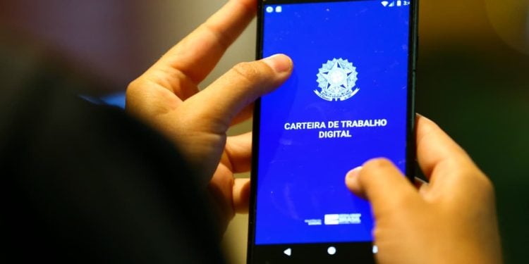 Empresas em Aparecida de Goiânia tem mais de 1,3 mil vagas de emprego disponíveis