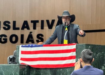 Amauri Ribeiro pede prisão de Alexandre de Moraes e critica atuação do STF em sessão na Alego