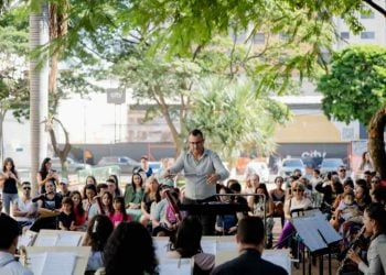 Concerto gratuito reúne trilhas de cinema para celebrar o Dia dos Pais em Goiânia