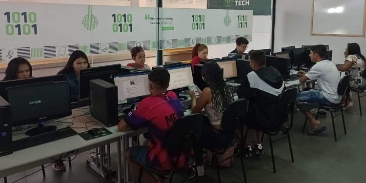 Goiás abre 372 vagas em cursos gratuitos de tecnologia em Goiânia e Senador Canedo
