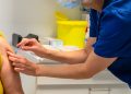 Vacina contra Influenza volta a ser aplicada apenas em grupos prioritários em Goiás
