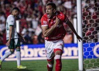 Brasileirão Série B: Vila Nova vence o Goiás e segue na luta pelo acesso