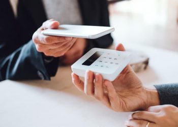 Goiás passa a exigir vinculação de pagamentos eletrônicos a notas fiscais