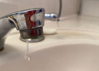 Bairros de Goiânia e Aparecida podem ficar sem água após queda de energia; veja lista 