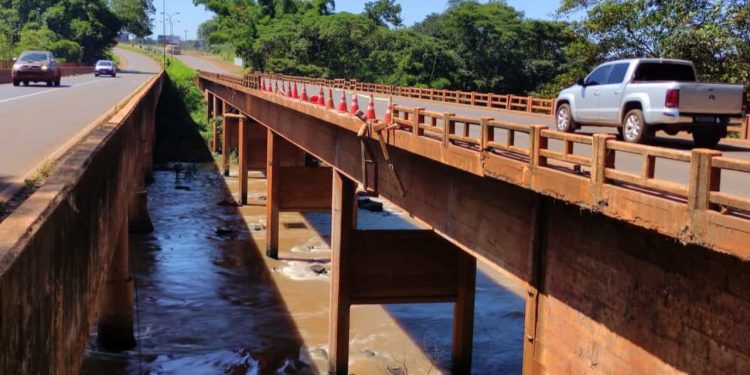 Trânsito na BR-364, em Jataí, é alterado devido obra em ponte; veja mudanças