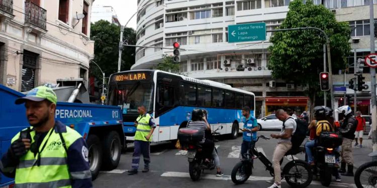 Caiado coloca tropas de Goiás à disposição do Rio de Janeiro após megaoperação
