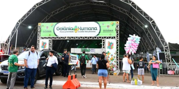 Goiânia + Humana leva mais de 200 serviços gratuitos à população na Região Oeste