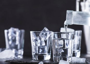 suspeita de intoxicação por metanol em Goiás