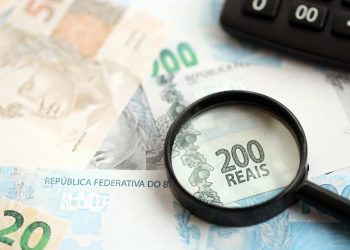 Goianos podem negociar dívidas tributárias com desconto de até 70%
