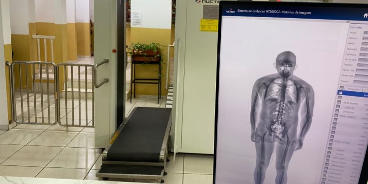 Goiás instala scanners corporais em todos os presídios do estado