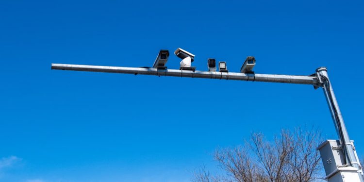 Atraso em repasses leva à interrupção dos radares e câmeras de trânsito em Goiânia