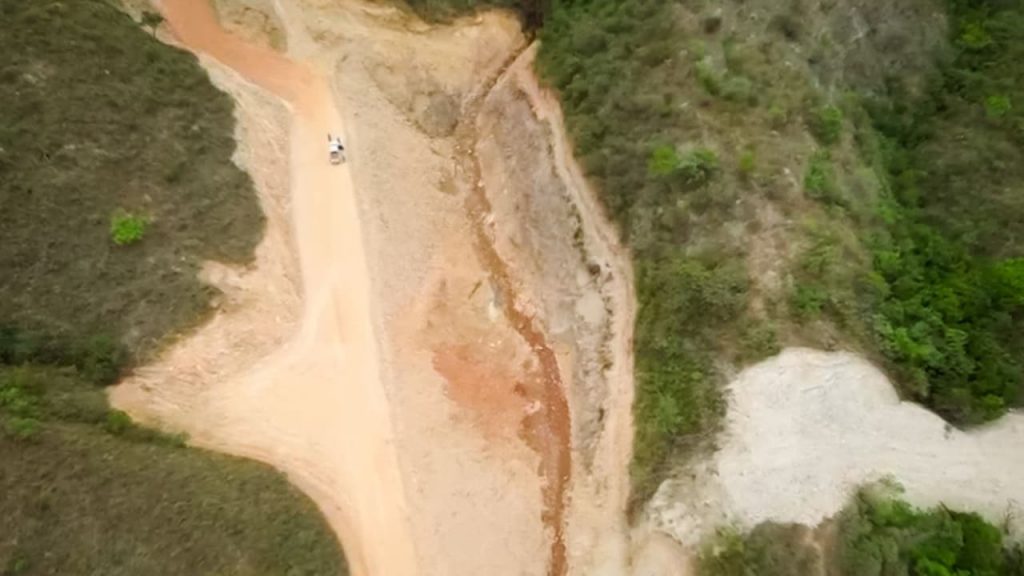 Córrego Santa Bárbara ainda tem metais tóxicos mesmo após ações de limpeza