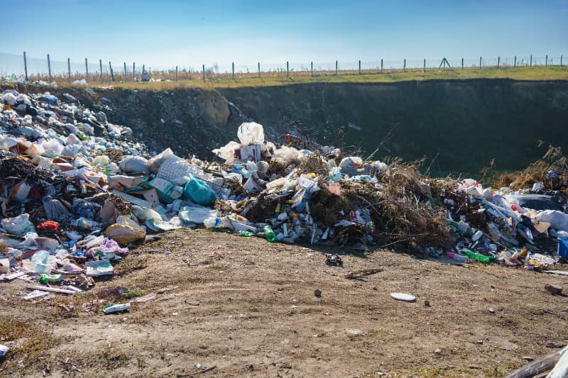 Desmoronamento de lixão