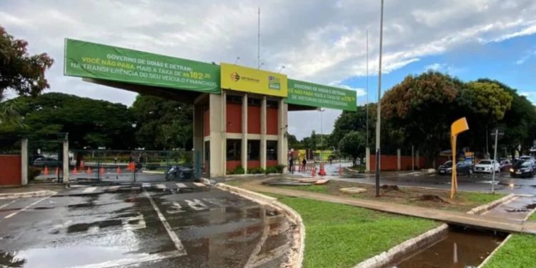 Detran-GO aciona Justiça para bloquear sites falsos usados para aplicar golpes em motoristas