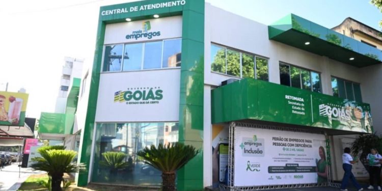 Feirão de Empregos oferece mais de 10 mil oportunidades em Goiás