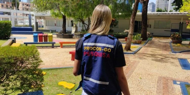 Mensalidades escolares em Goiânia variam até 148%, aponta pesquisa do Procon