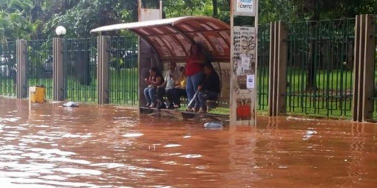 Goiânia tem mais de 100 pontos de alerta para alagamentos, inundações e enxurradas; veja onde