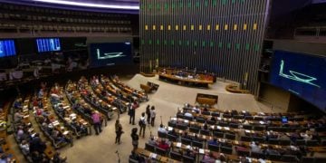 Como votou cada deputado goiano no projeto que pode dificultar aborto legal em crianças vítimas de estupro