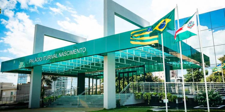 Inscrições abertas para concurso da Câmara de Rio Verde com salários de até R$ 7,6 mil