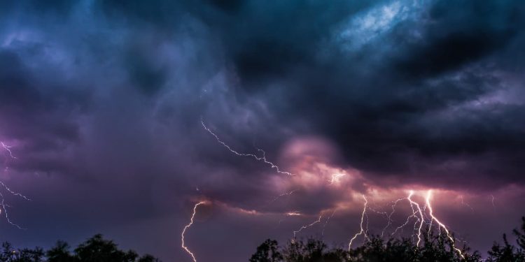 Goiás deve enfrentar nova semana de tempestades e ventos fortes; veja previsão