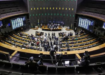 Câmara aprova PL da Dosimetria; veja como votaram os deputados goianos no projeto