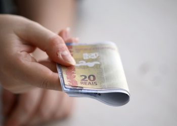 Contribuição do MEI sobe em 2026 e passa a R$ 81,05 por mês