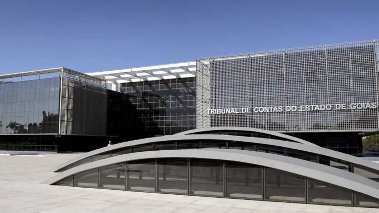 TCE-GO abre concurso público com salários de até R$ 11,8 mil