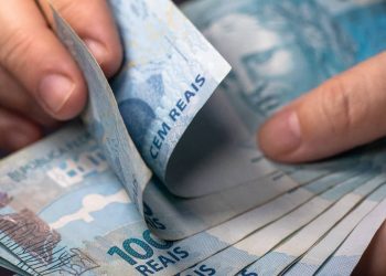 Greve fecha agências da Caixa em Goiás por tempo indeterminado