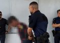 Homem invade escola e faz gestor refém com faca em Senador Canedo